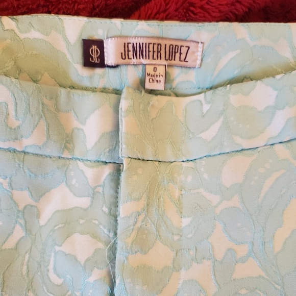JLO shorts new size 0 - Picture 3 of 3